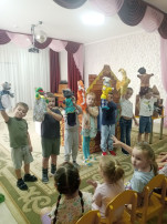 Сегодня в детском саду царила сказка! Сегодня в детском саду царила сказка!.